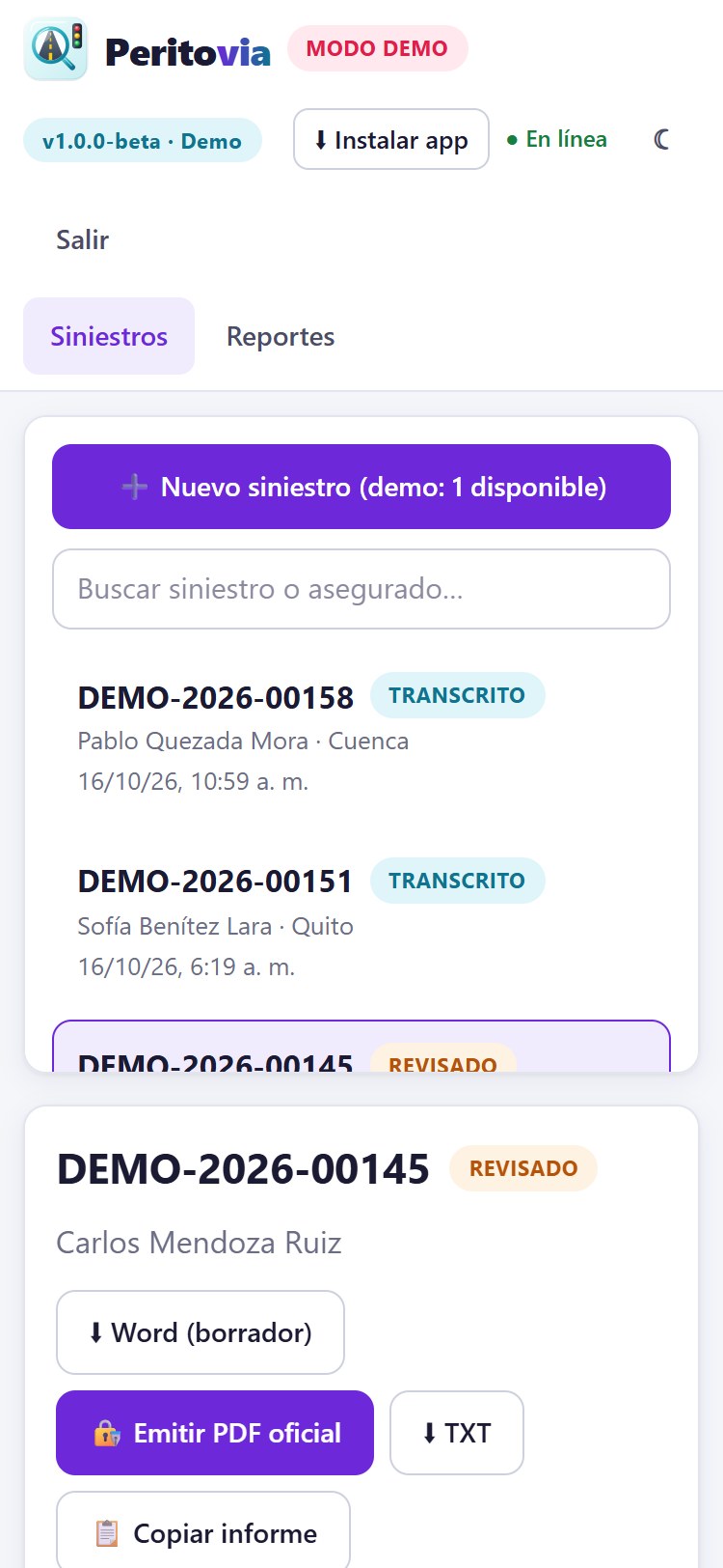 Peritovia en el celular durante una inspección